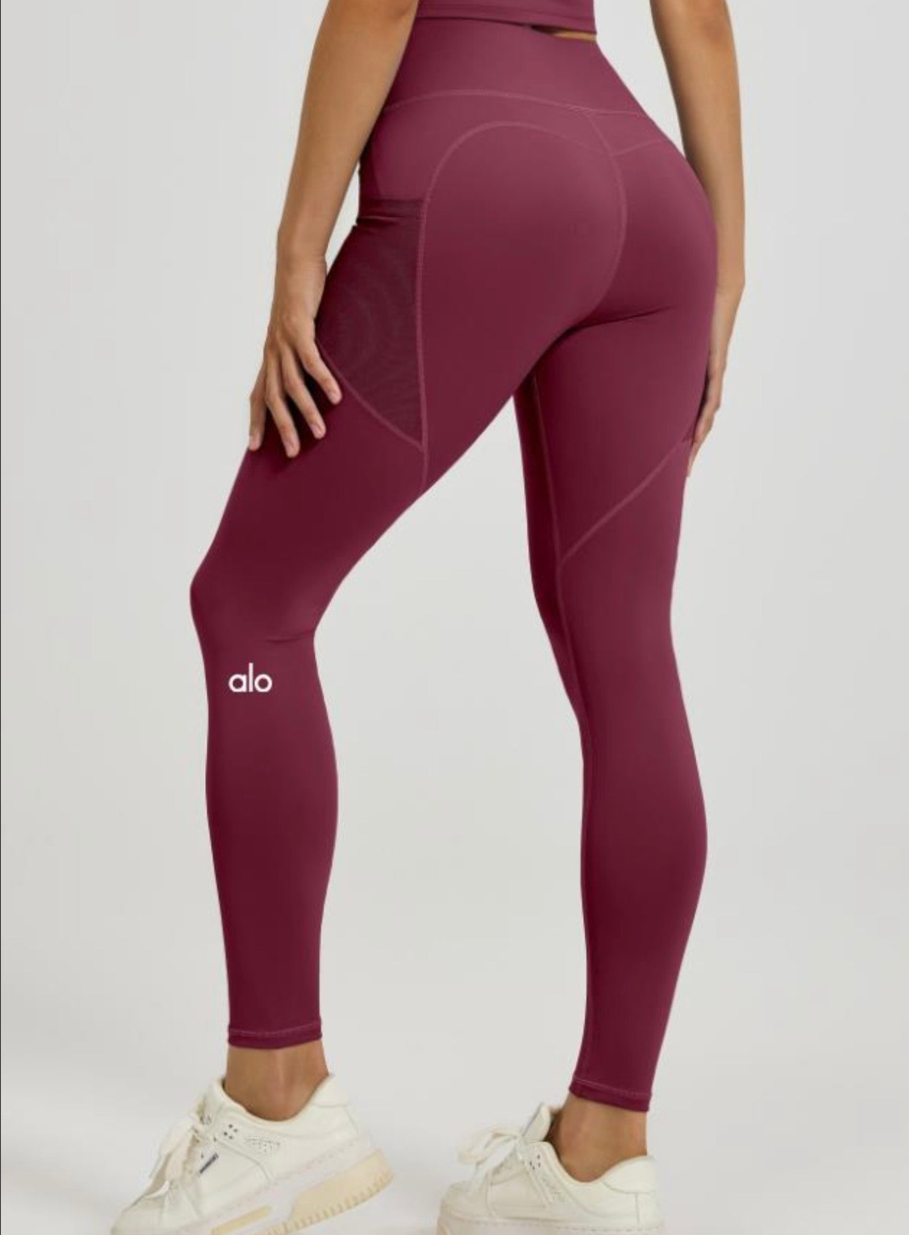 ALO YOGA LEGGINGS
