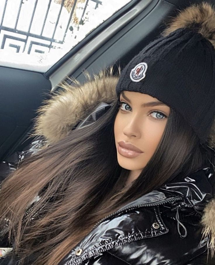 MONSOON POMPOM SAPKA